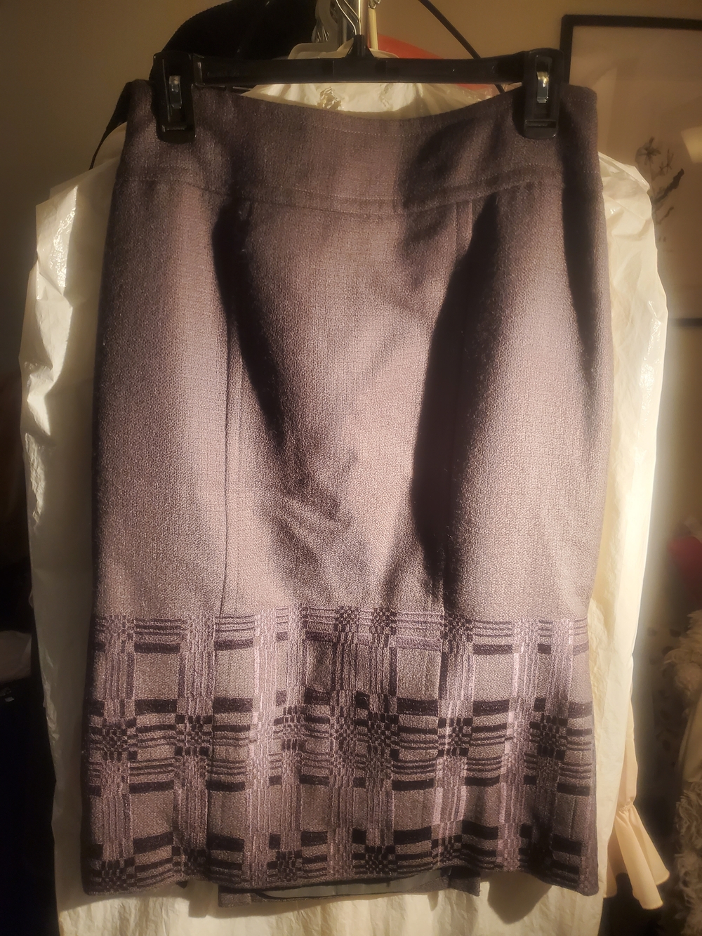 Magaschoni Grey Knit Pencil Skirt with Textured Hem